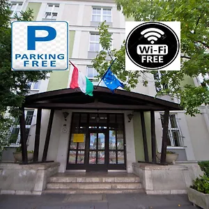 Mogyorodi Hostel Budapeszt