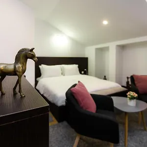 vovadoma.alltbilisihotels.com/